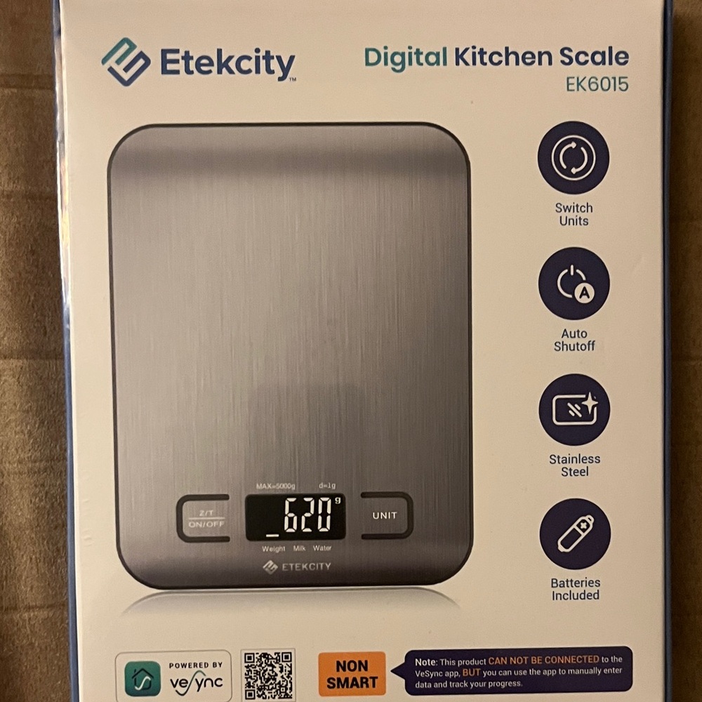 Etekcity Digital Kitchen Scale in Silver